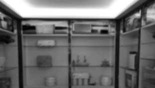 只會(huì)叫你開(kāi)專(zhuān)賣(mài)店，而且多數(shù)以家電模式銷(xiāo)售，且模式不成熟。
